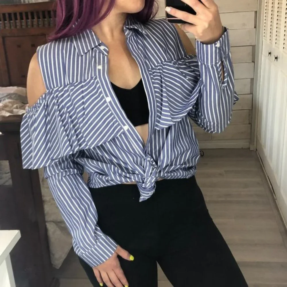 Harlowe & Graham Blue White Striped Cold Shoulder Long Sleeve Button Down Blouse - Picture 3 of 9